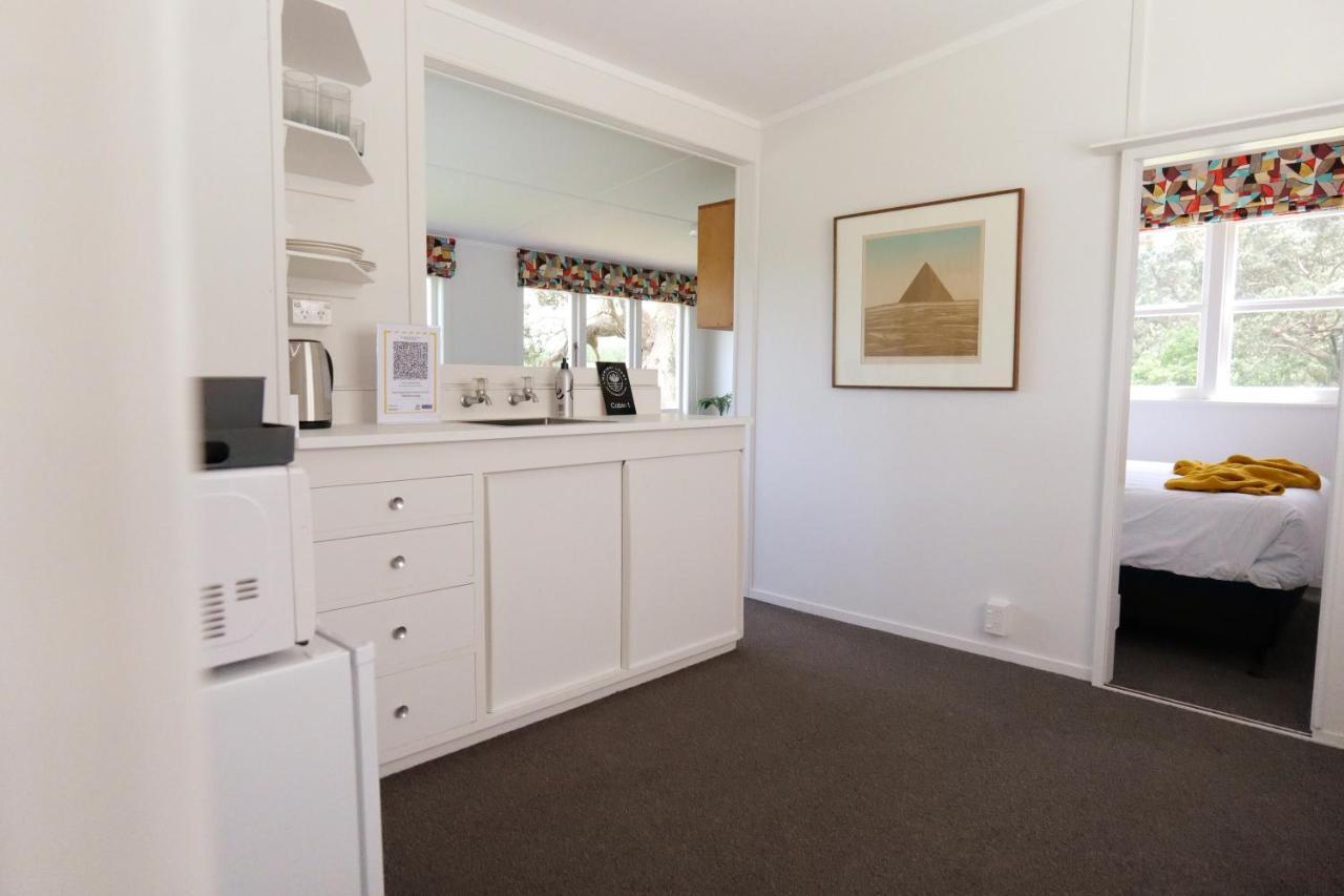 Muriwai Lodge ภายนอก รูปภาพ