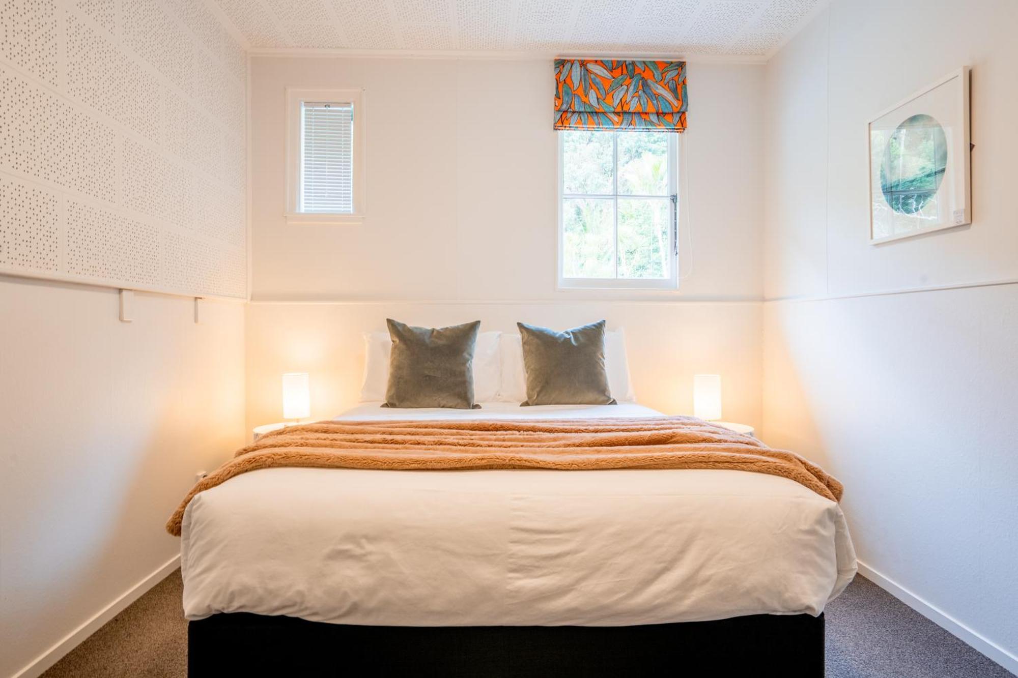 Muriwai Lodge ภายนอก รูปภาพ