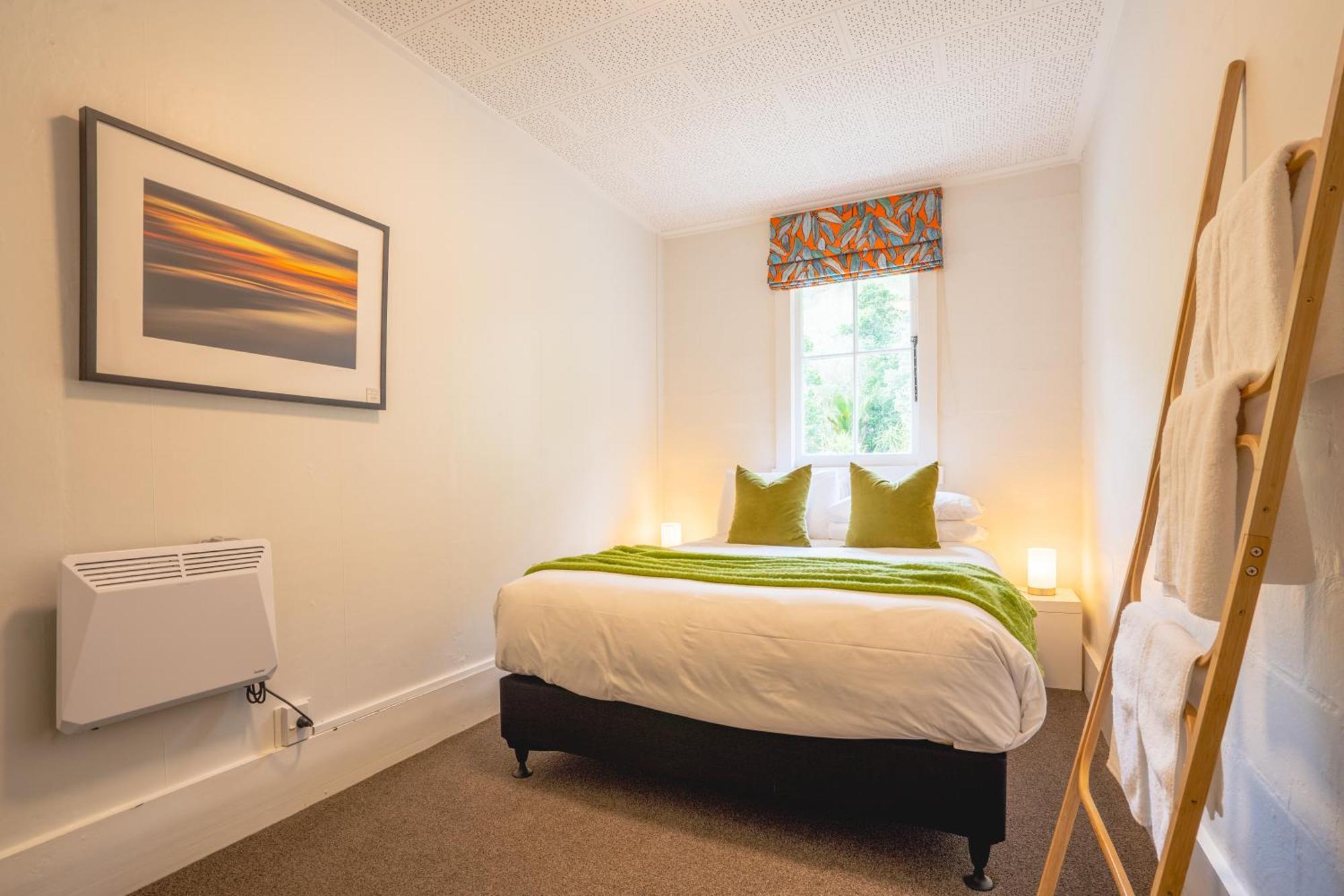 Muriwai Lodge ภายนอก รูปภาพ